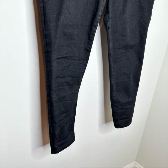 Abercrombie Mid Rise Super Skinny Jeans in Black - Picture 3 of 10